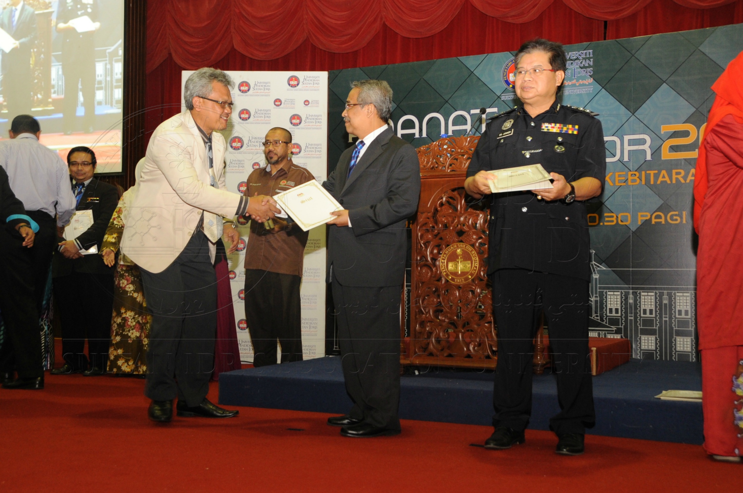 PRO 16 6 AMANAT VCHAS 8750